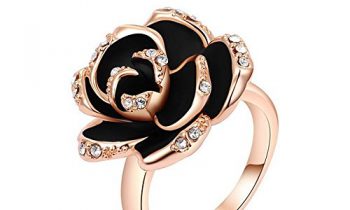 Read more about the article Winter.Z Noble and Elegant Ladies Jewelry Popular Explosion Models Austria Crystal Rose Gold Black Rose Ring Wedding