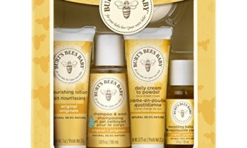 Read more about the article Burt’s Bees Baby Getting Started Gift Set, 5 Trial Size Baby Skin Care Products – Lotion, Shampoo & Wash, Daily Cream-to-Powder, Baby Oil and Soap