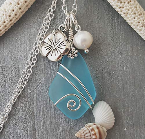 You are currently viewing Handmade in Hawaii, wire wrapped blue sea glass necklace, Hibiscus and freshwater pearl, (Hawaii Gift Wrapped, Customizable Gift Message)