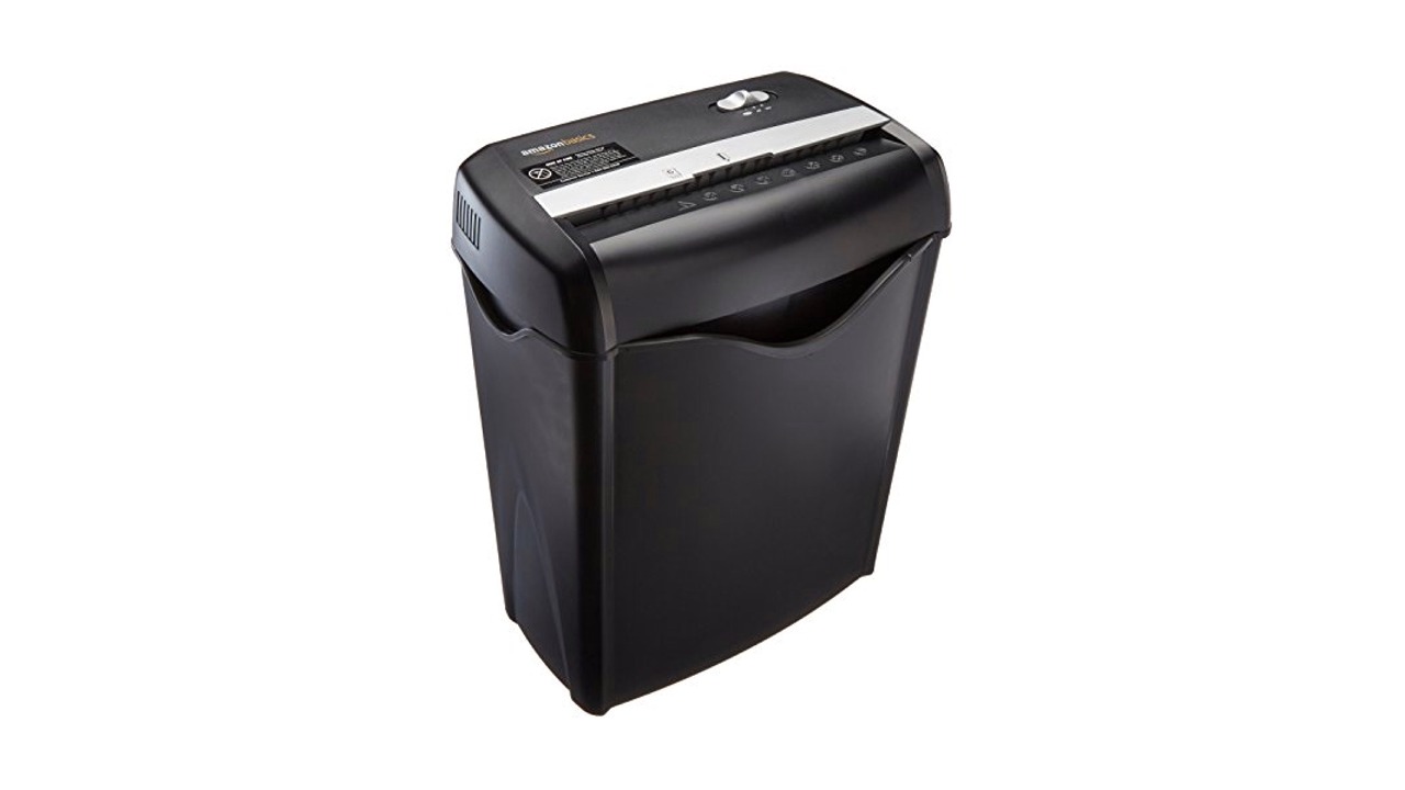 You are currently viewing AmazonBasics 6-Sheet Cross-Cut Paper and Credit Card Shredder Review & Ratings